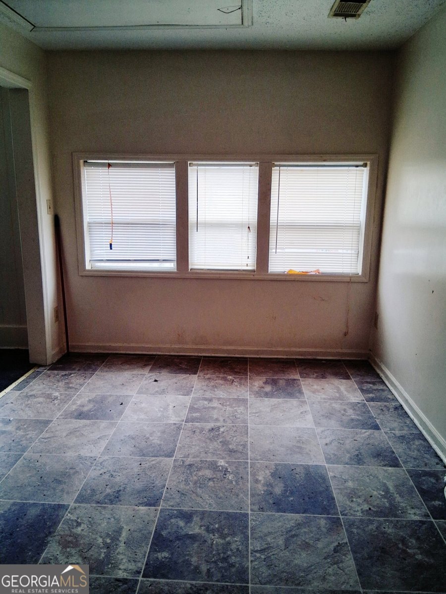 2722 Suwanee Avenue Macon - Photo 11