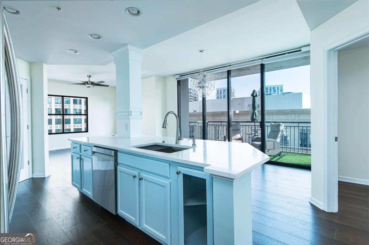 3040 Peachtree Road Atlanta - Photo 1