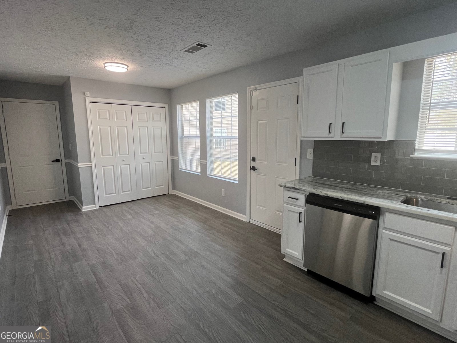 9221 Green Side Path Riverdale - Photo 13