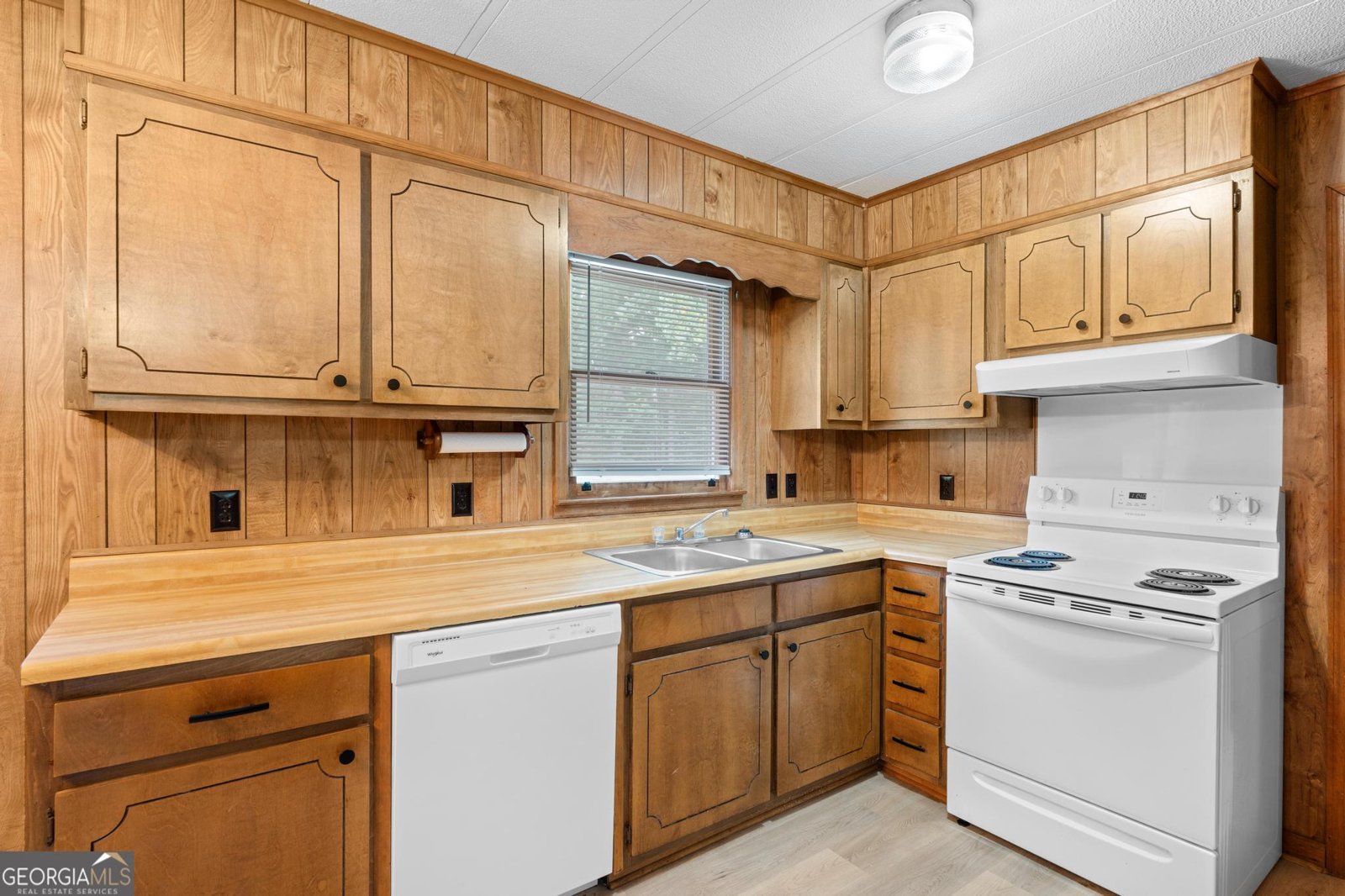 214 Ashland Drive Stockbridge - Photo 7