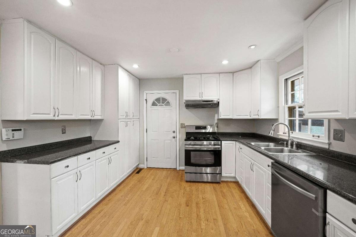 1900 Chancery Lane Chamblee - Photo 14