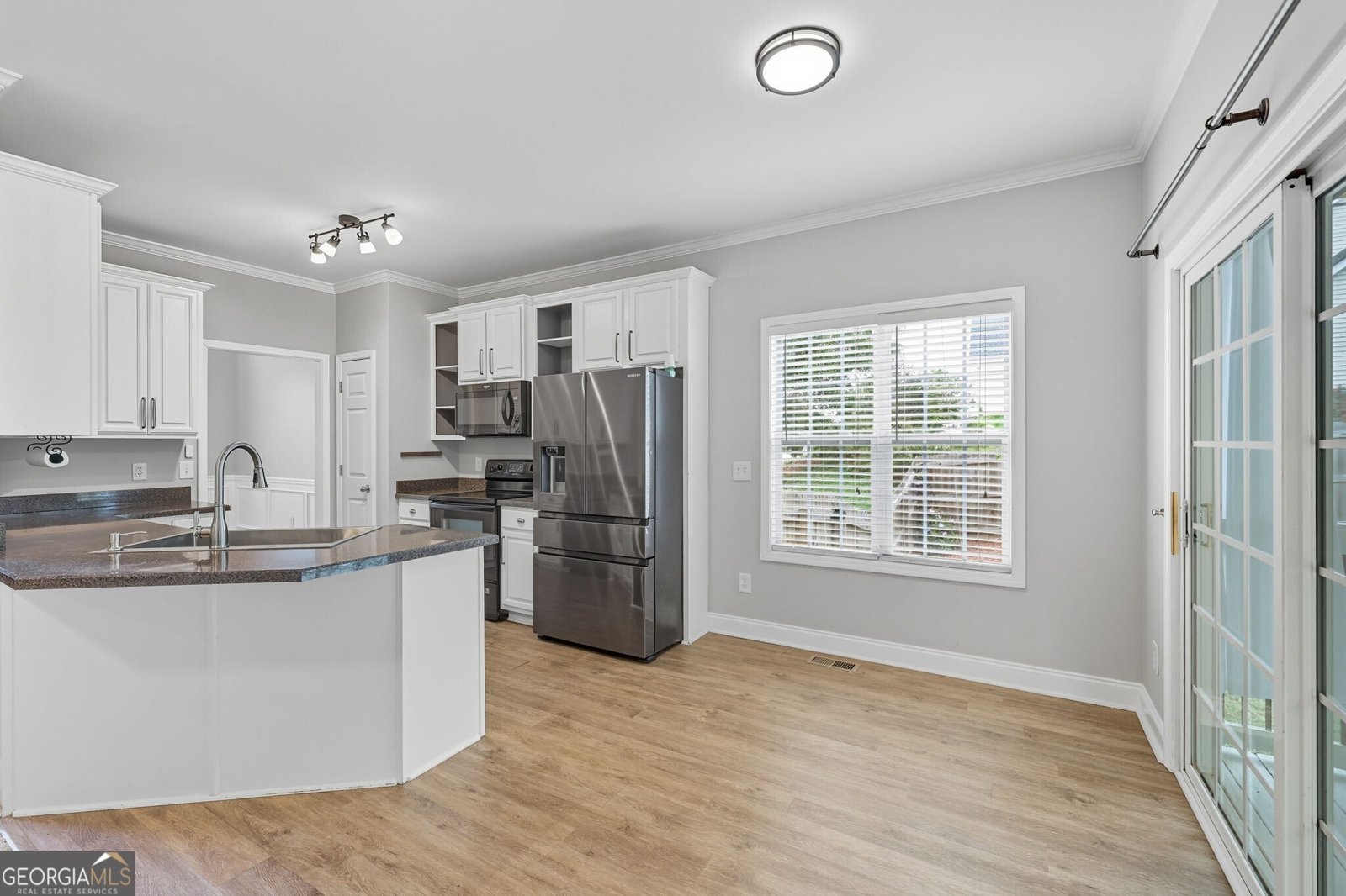 4260 Mountain Ridge Road Gainesville - Photo 13