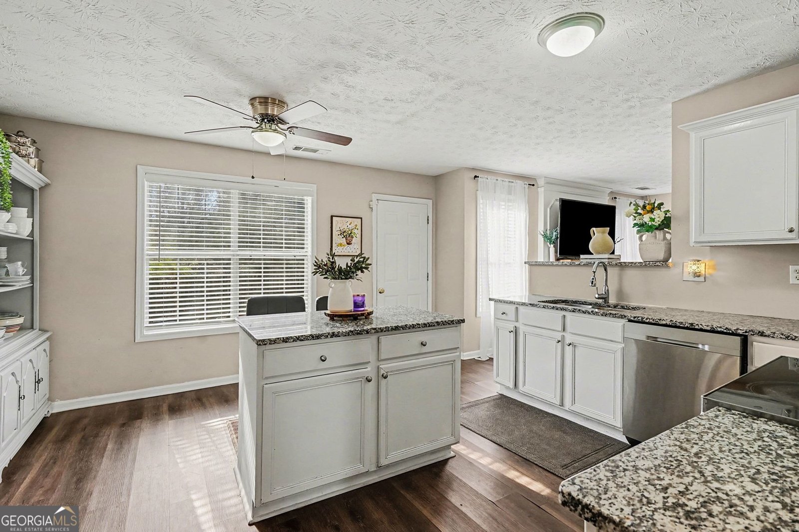 6577 Laurens Way Stone Mountain - Photo 11