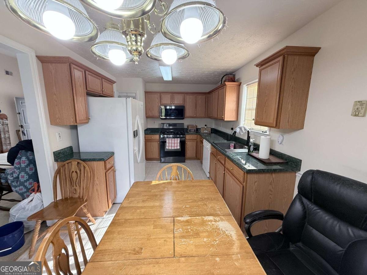 1903 Elm Park Drive Hampton - Photo 9