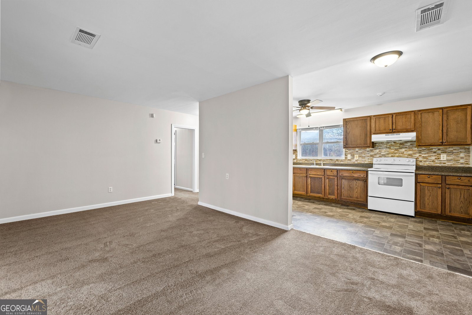 257 Fayetteville Road Fairburn - Photo 7