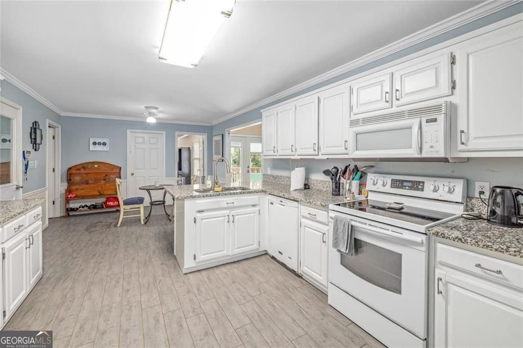 4609 Hunters Court Gainesville - Photo 12