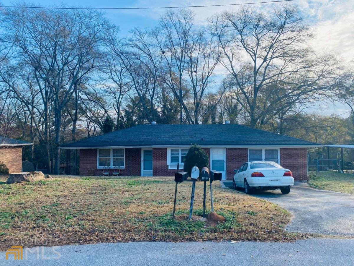 1547 Mountain View Circle Conyers - Photo 1