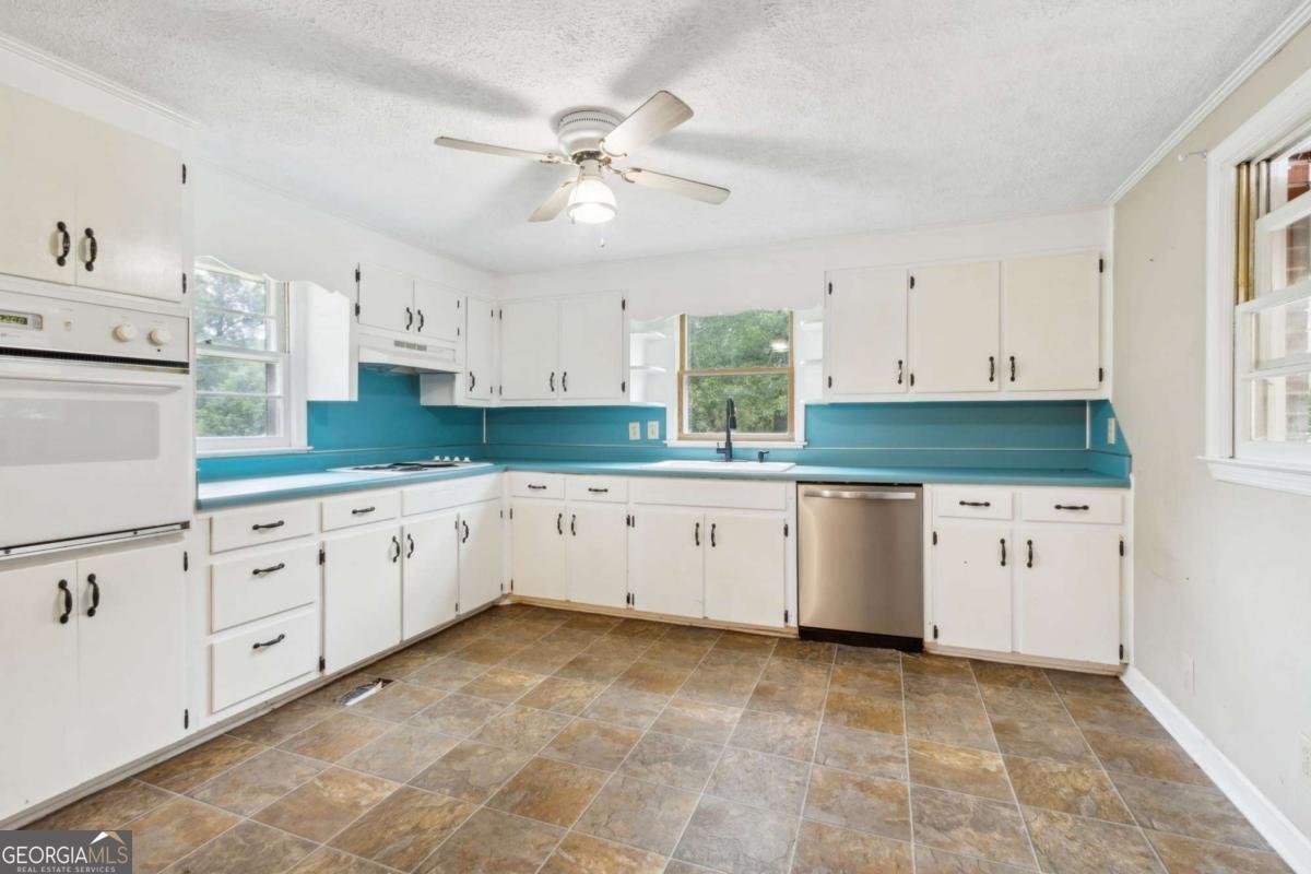 81 Russell Road Lawrenceville - Photo 11