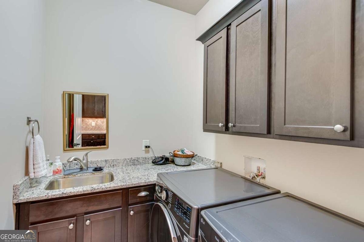 2189 Bessbrook Square Statham - Photo 13