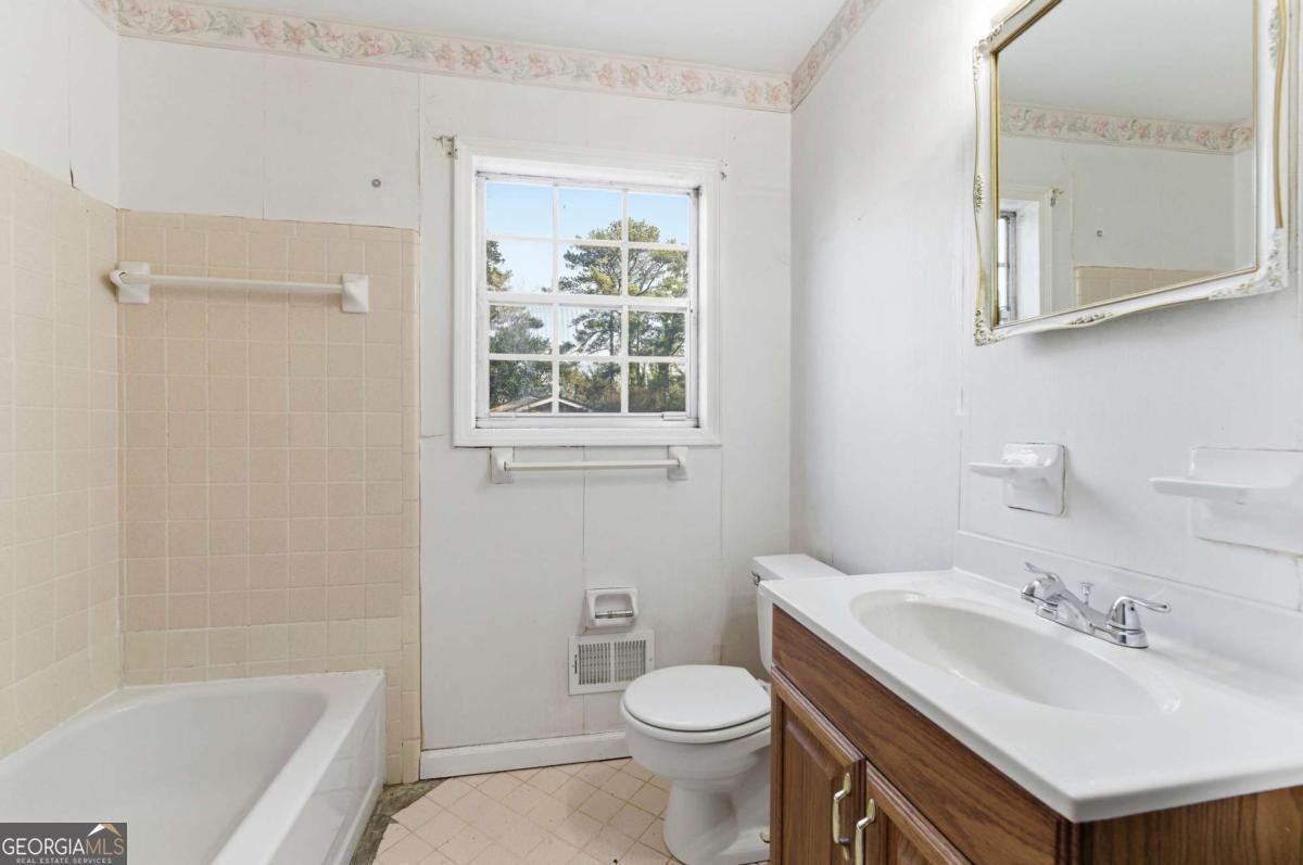 1887 Robinhill Court Tucker - Photo 13