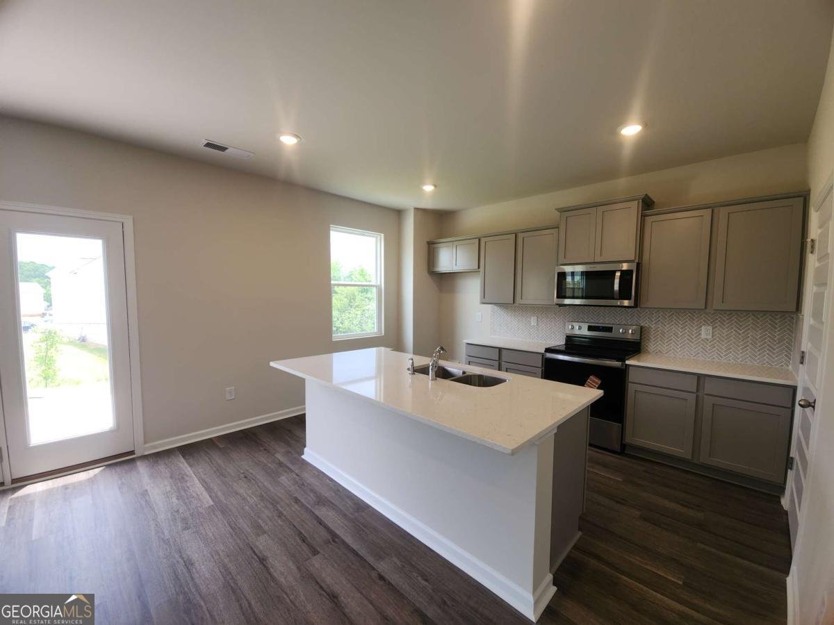 146 Aster Locust Grove - Photo 9