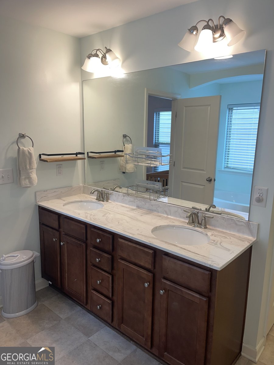 1402 Balvaird Drive Lawrenceville - Photo 18