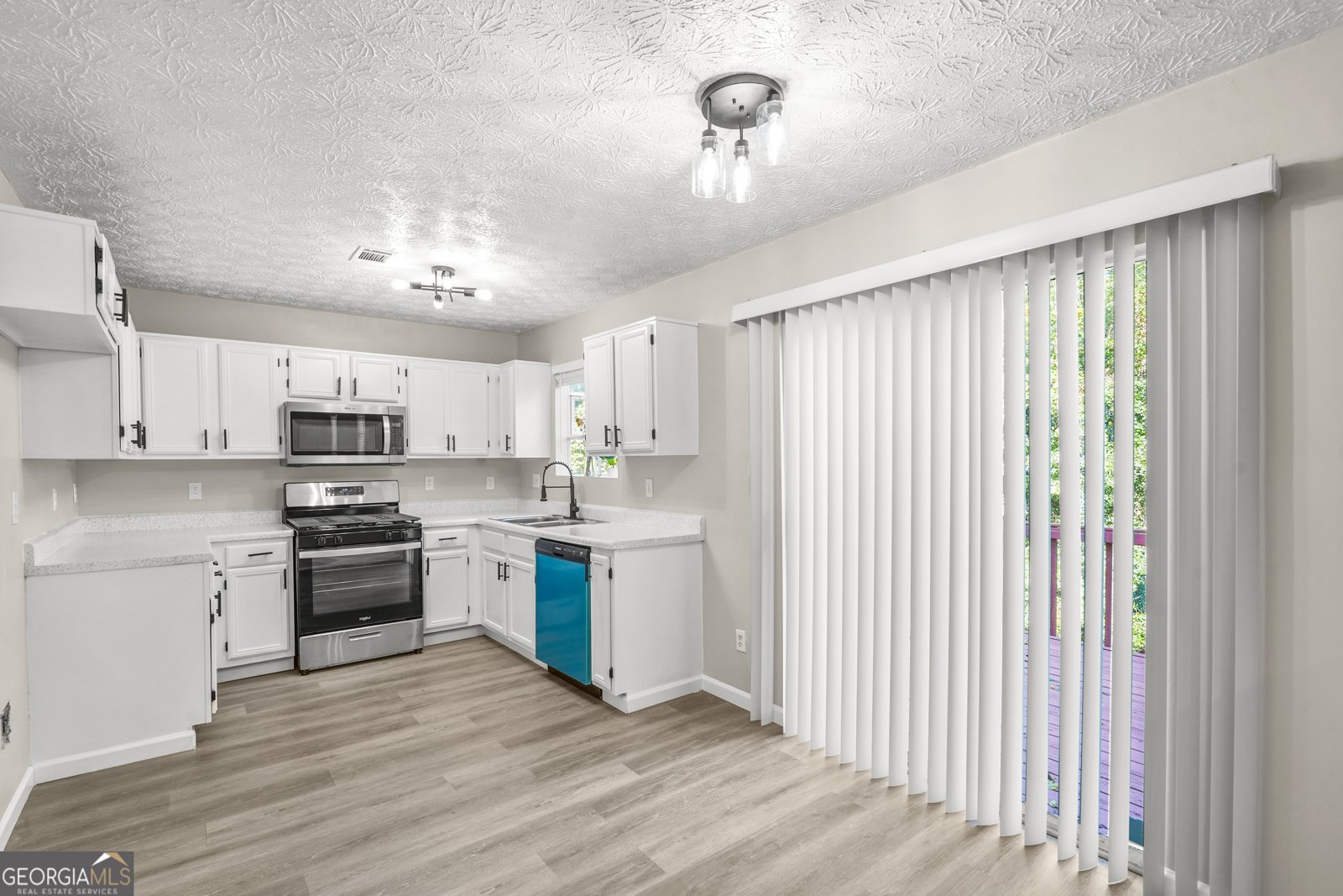 826 Shore Drive Lithonia - Photo 13