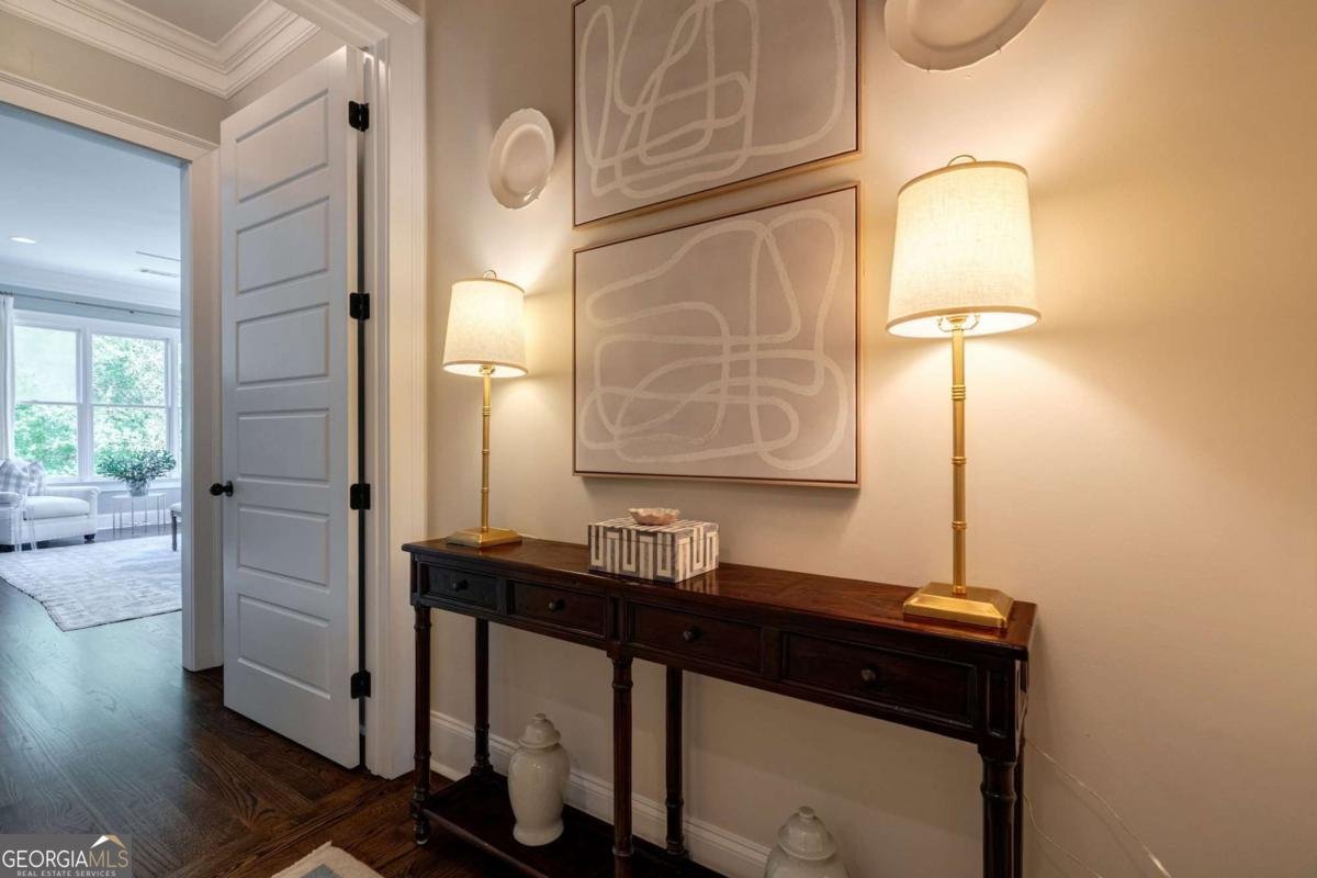 1275 Evergreen Park Statham - Photo 8