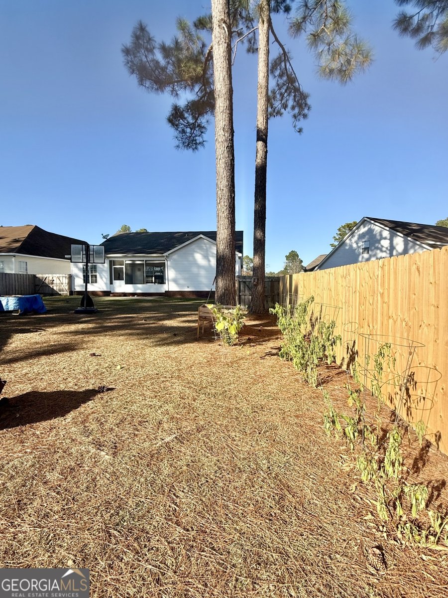 213 Okeechobee Dr Dothan - Photo 6