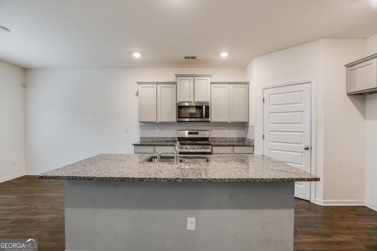 1545 Brangus Drive Stockbridge - Photo 6