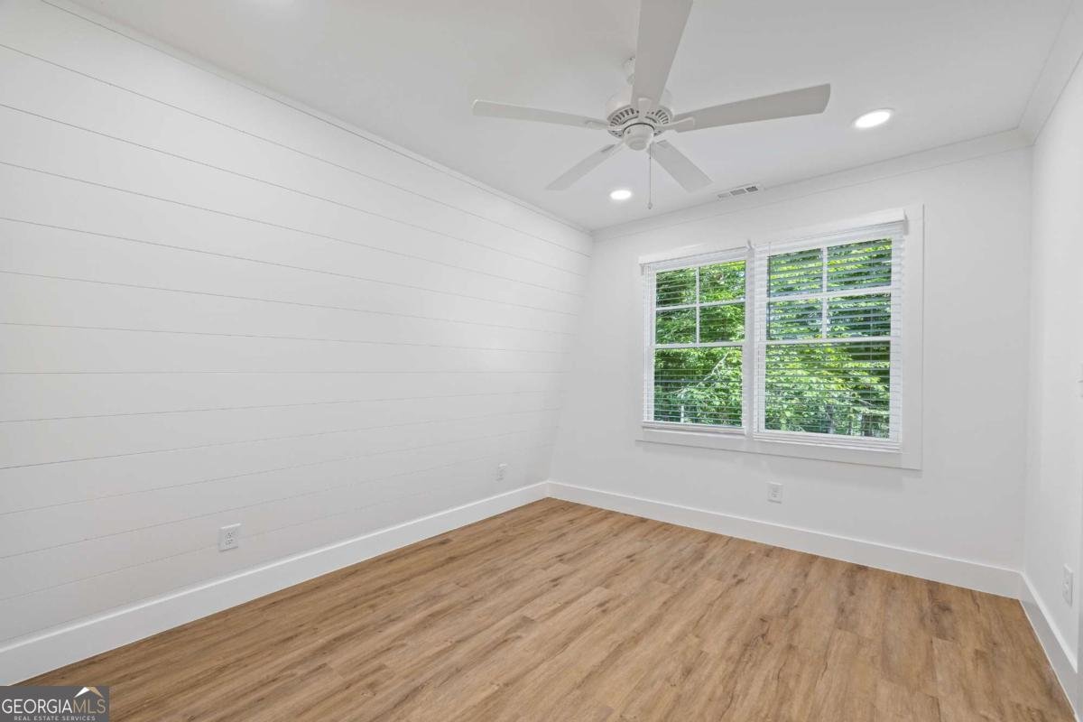 1243 Hooper Road Cleveland - Photo 12