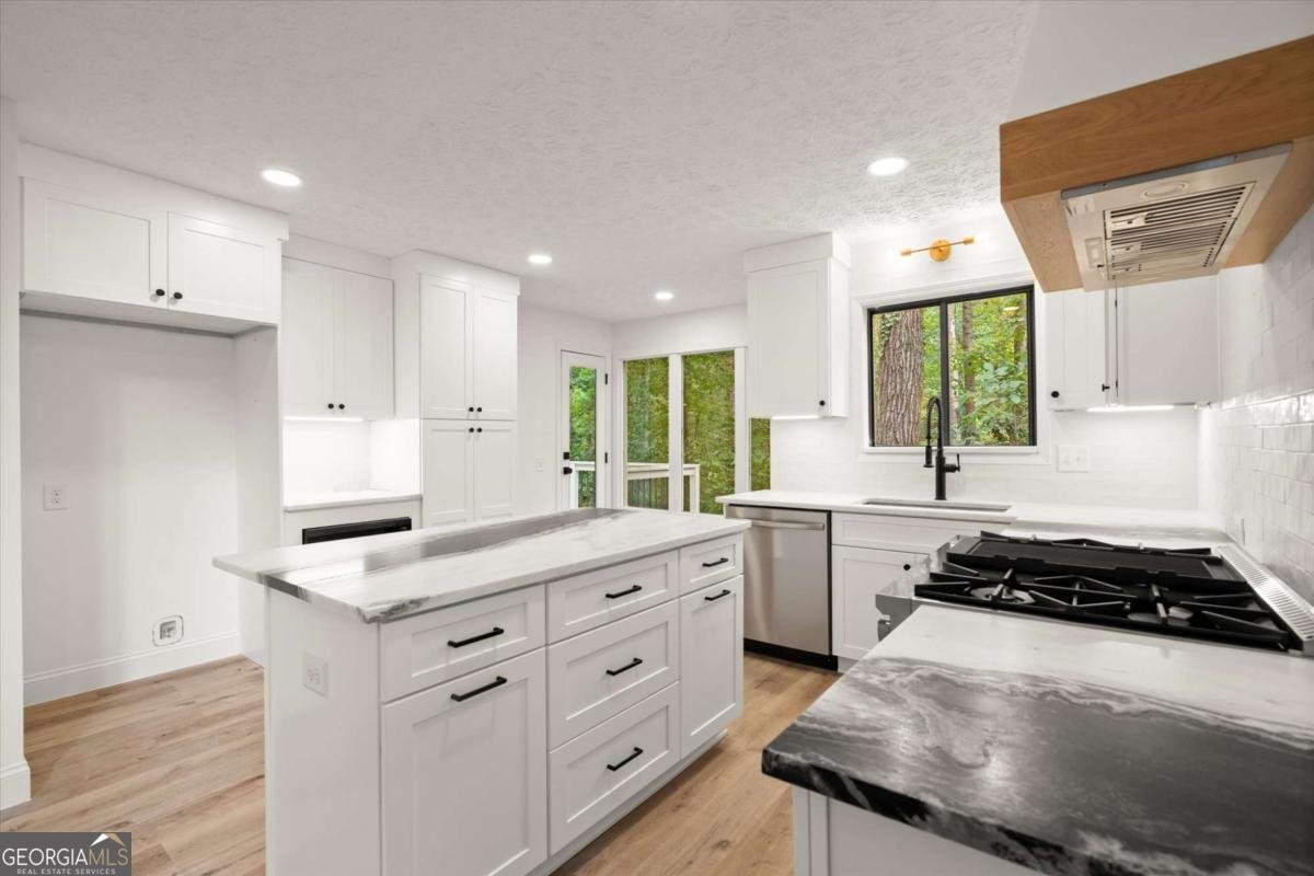 750 Bayliss Drive Marietta - Photo 6