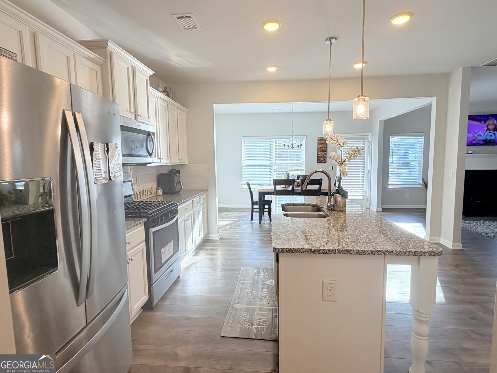 1040 Shadow Glen Drive Fairburn - Photo 6