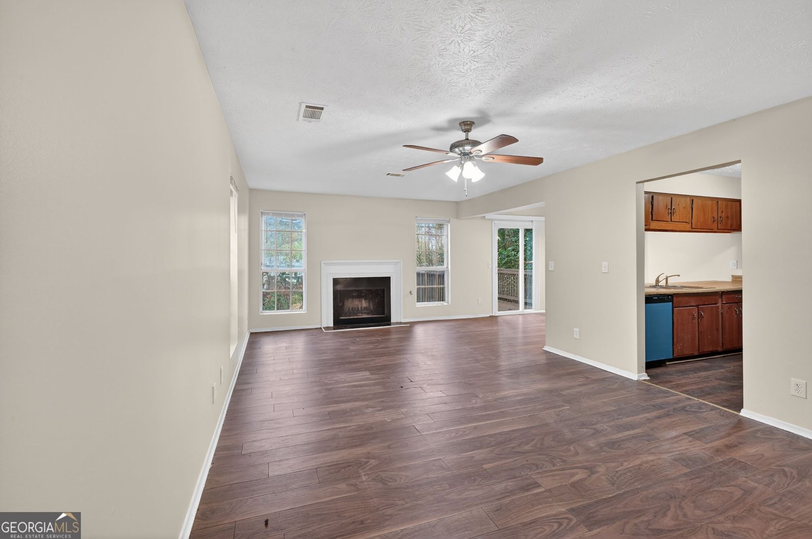 730 Brittany Court Stone Mountain - Photo 16