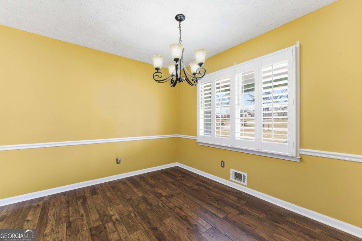 2056 Merle Drive Conyers - Photo 12