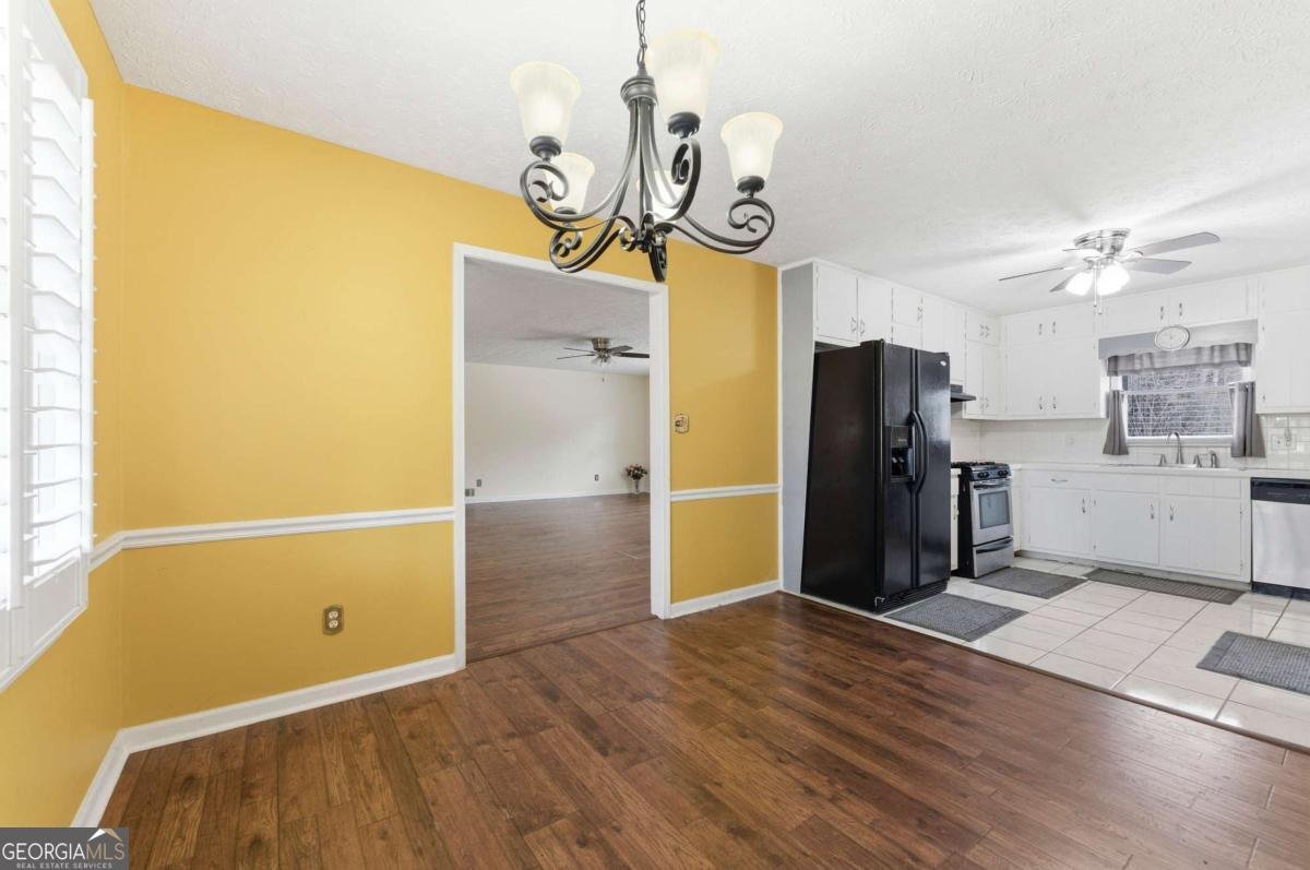 2056 Merle Drive Conyers - Photo 13