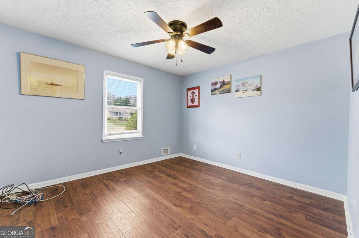 2056 Merle Drive Conyers - Photo 8