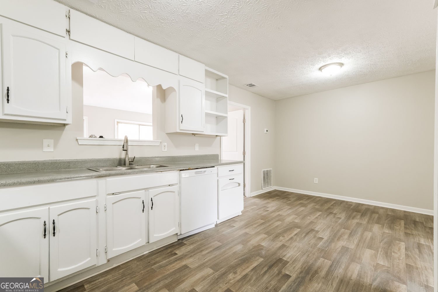 5713 Wells Circle Stone Mountain - Photo 12