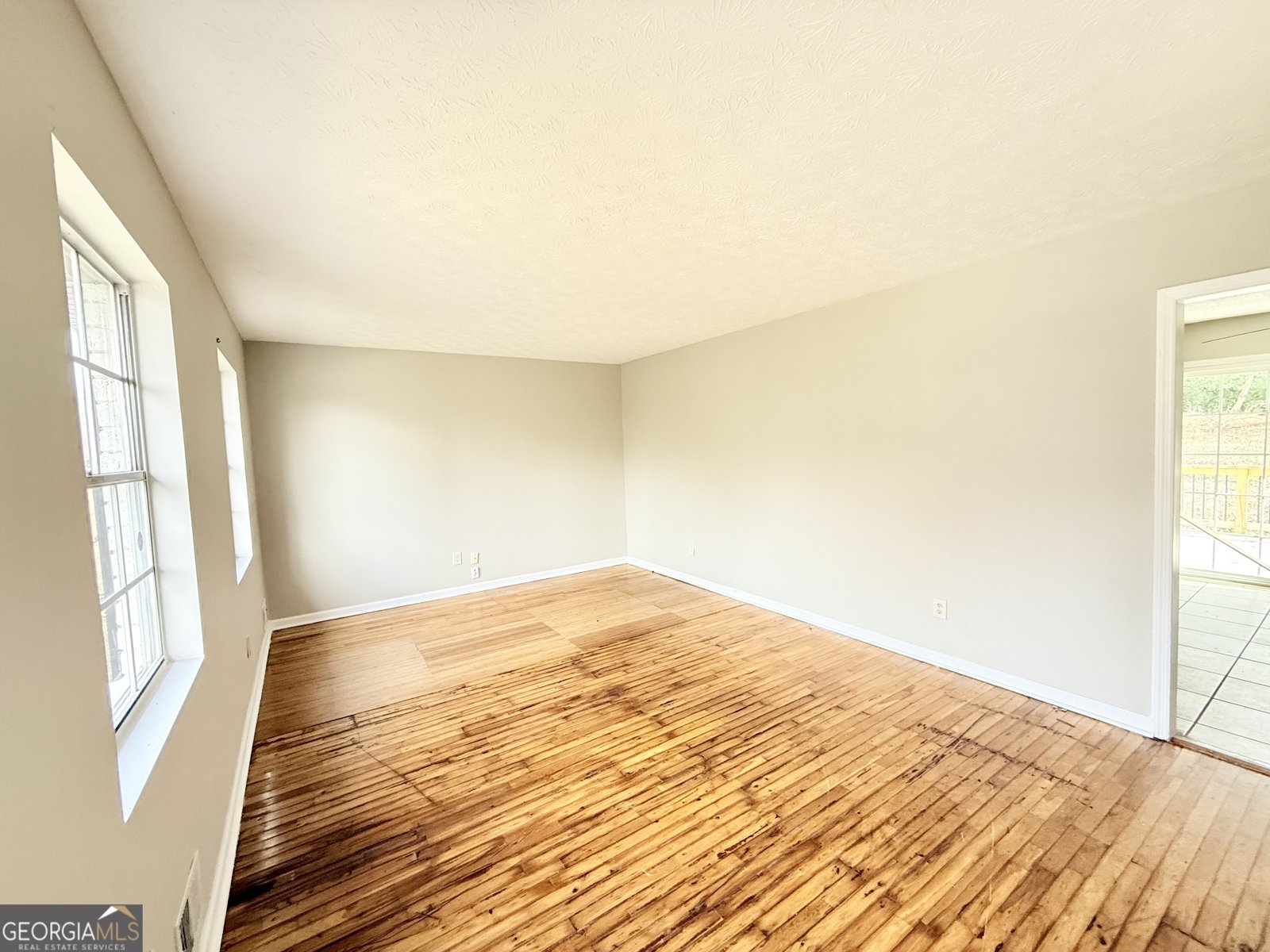 6692 Cambridge Drive Rex - Photo 6