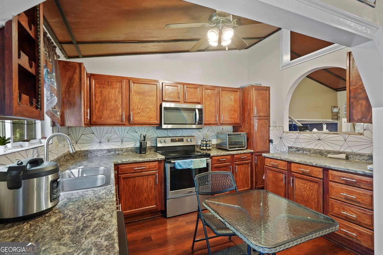 884 Forest Path Stone Mountain - Photo 10