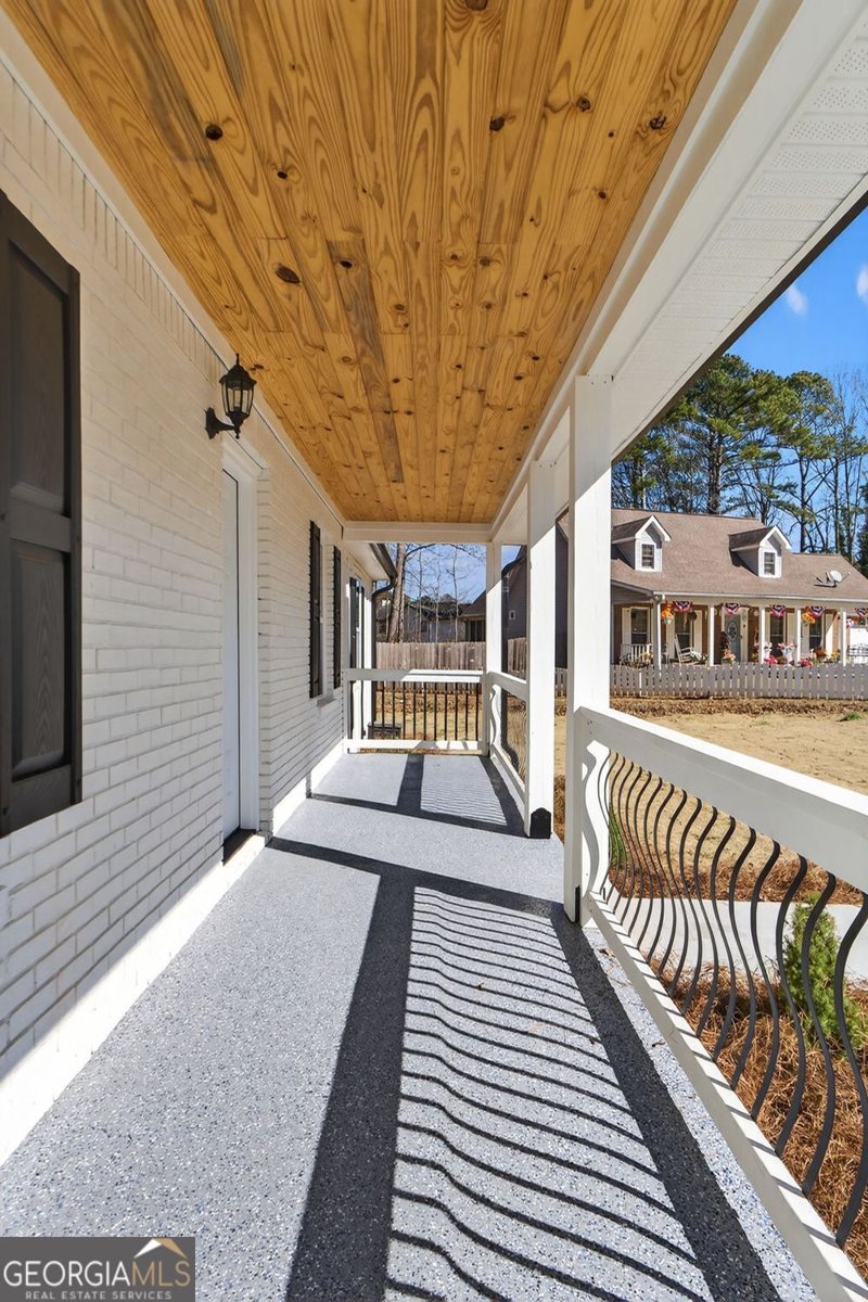 7749 Bromley Court Jonesboro - Photo 8