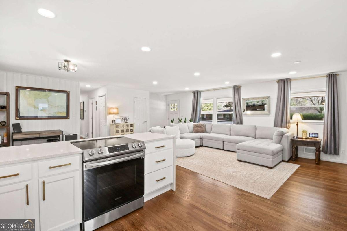 310 Brook Drive Atlanta - Photo 12