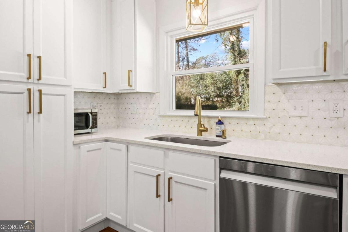 310 Brook Drive Atlanta - Photo 13