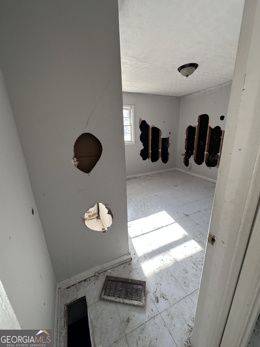 4245 Utoy Court Atlanta - Photo 12