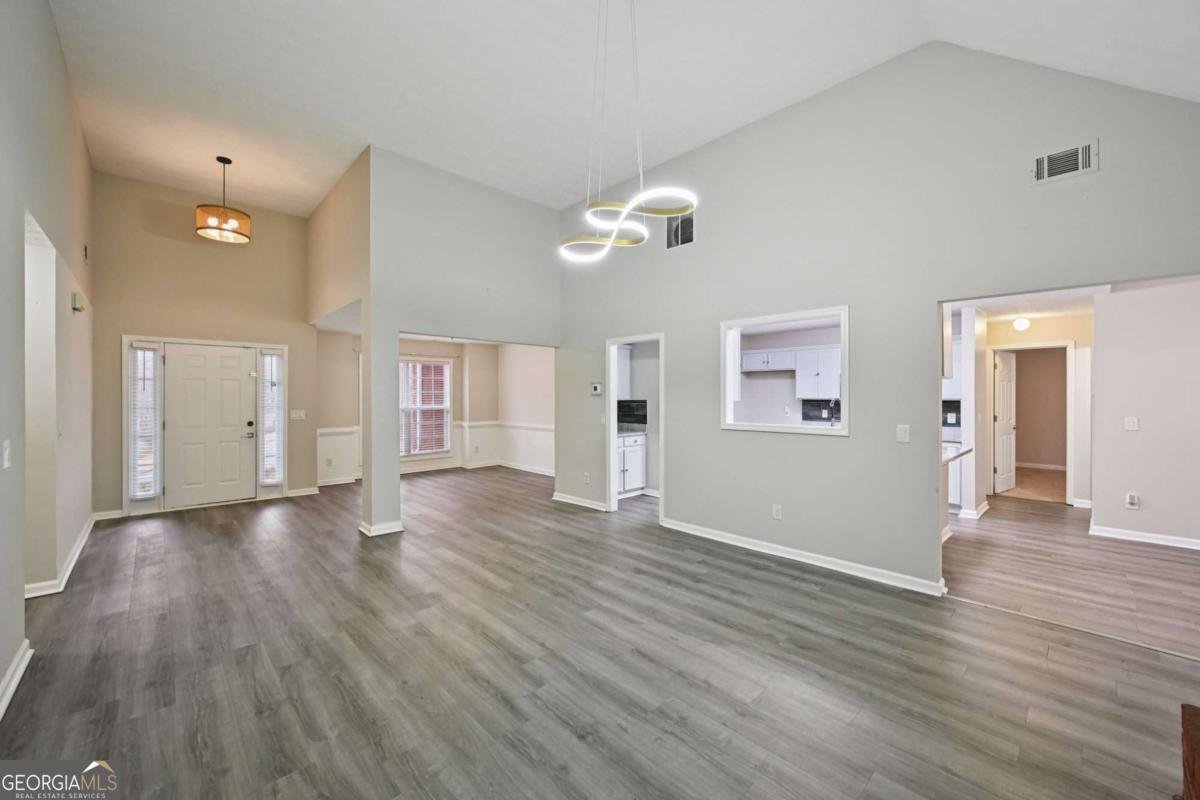 25 Castlehill Court Covington - Photo 8