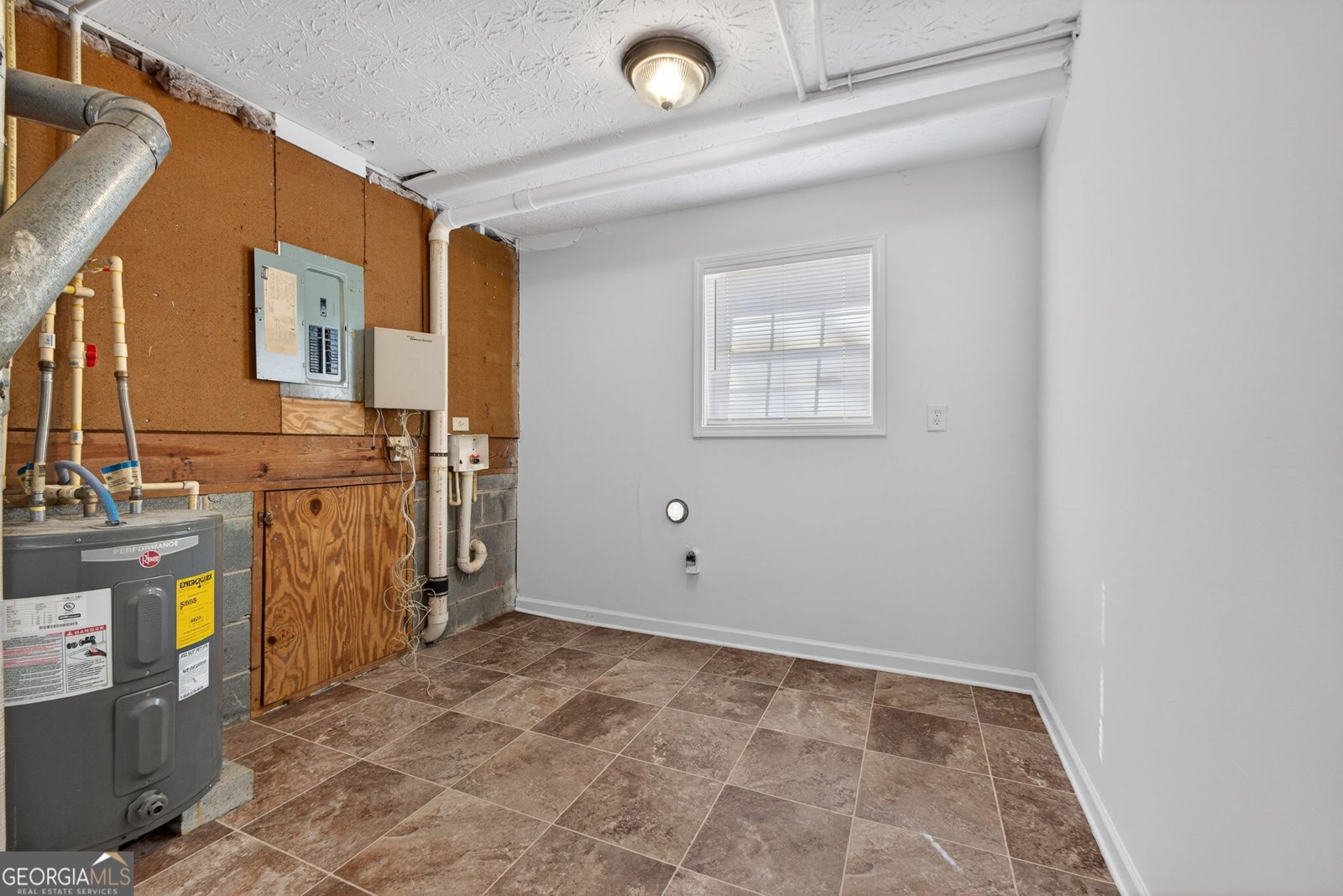 2540 Hartford Dr Ellenwood - Photo 32