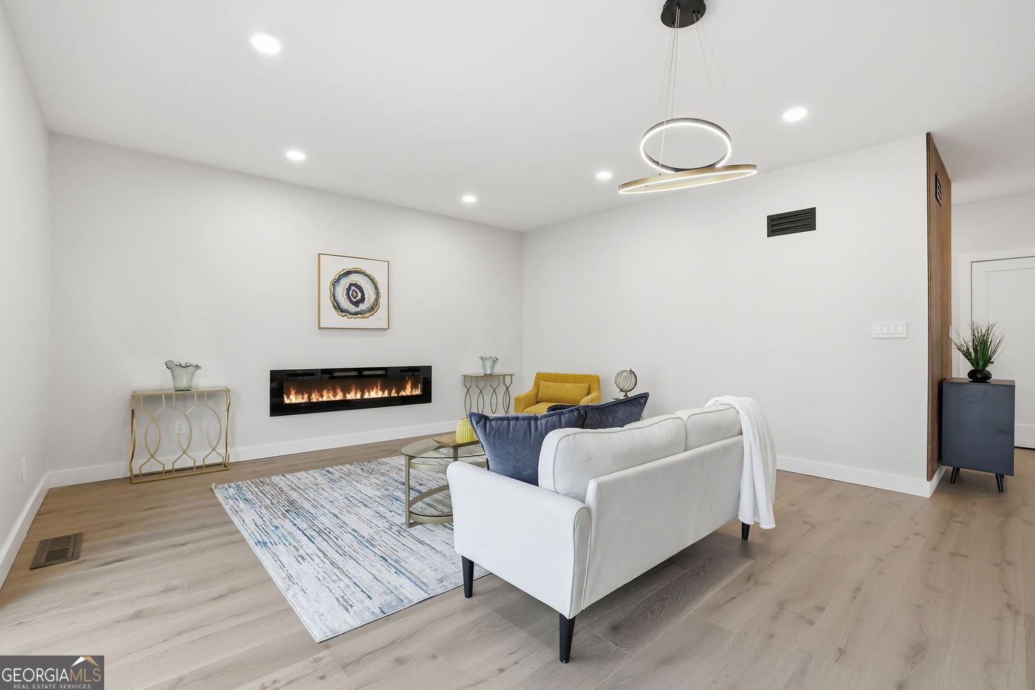 11935 Wildwood Springs Drive Roswell - Photo 8