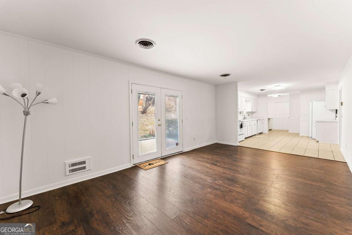 1002 Dixon Drive Gainesville - Photo 15