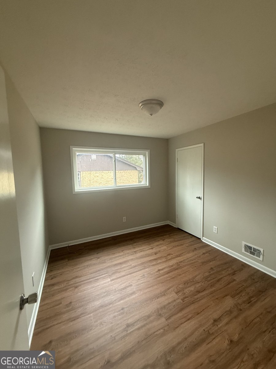 152 Club Circle Stockbridge - Photo 10