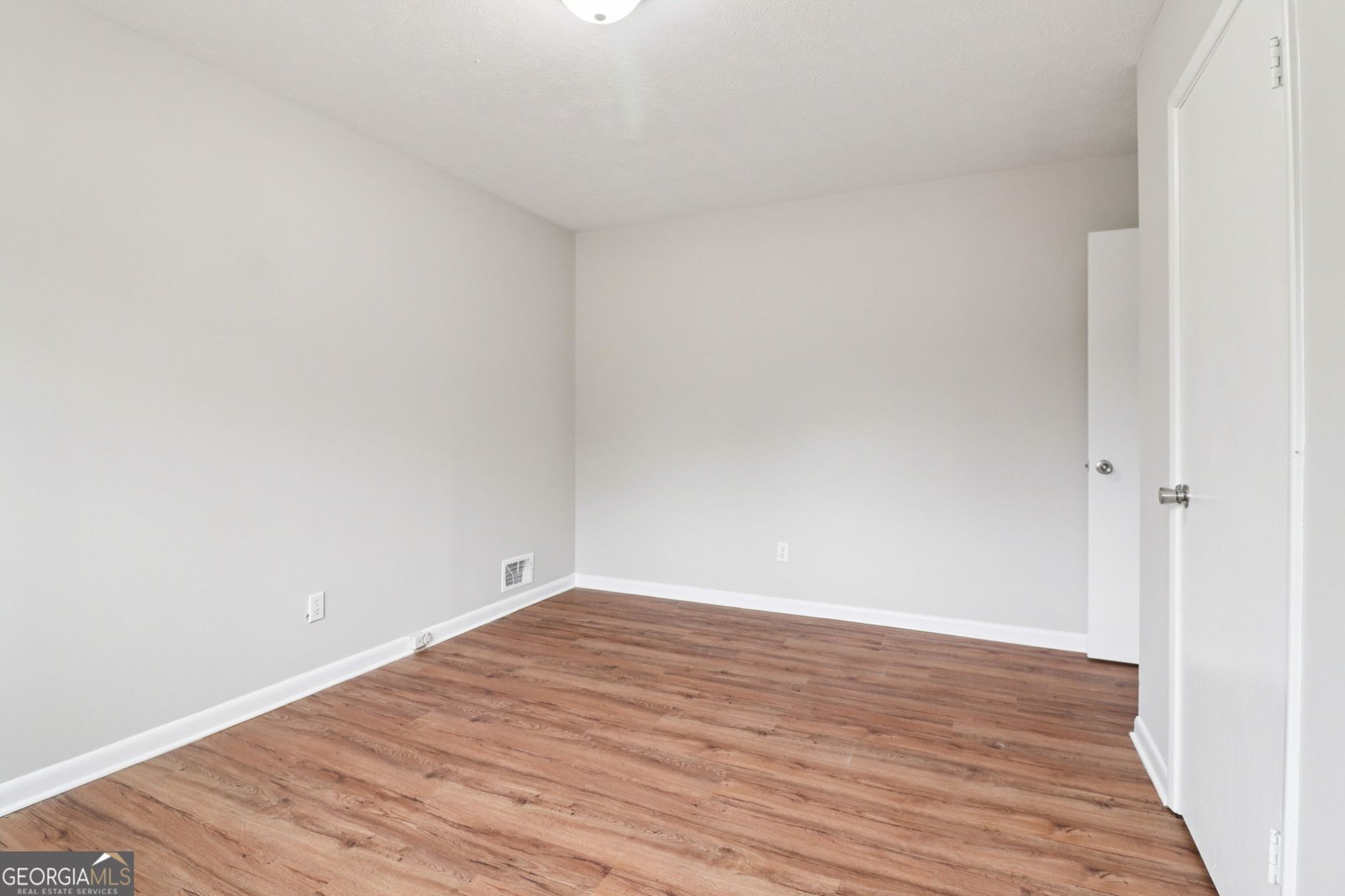 152 Club Circle Stockbridge - Photo 37