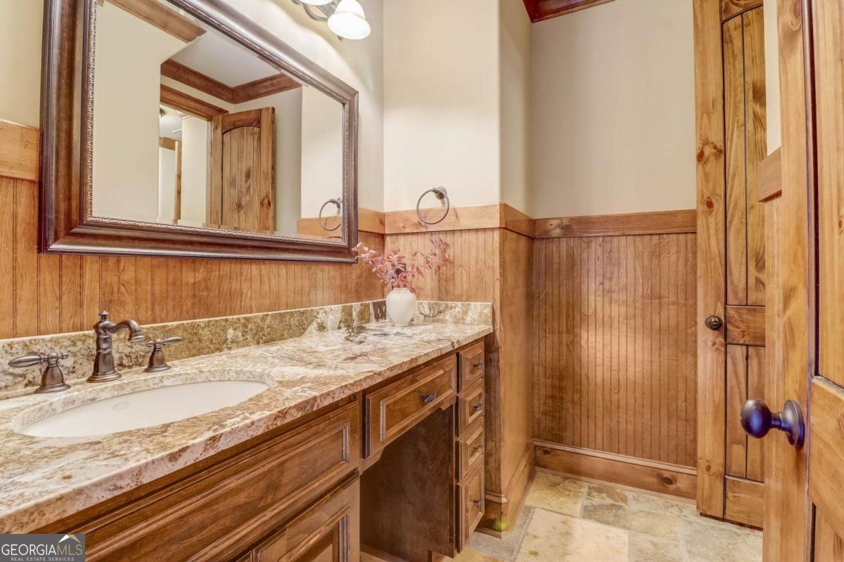 6219 Woodlake Drive Buford - Photo 24