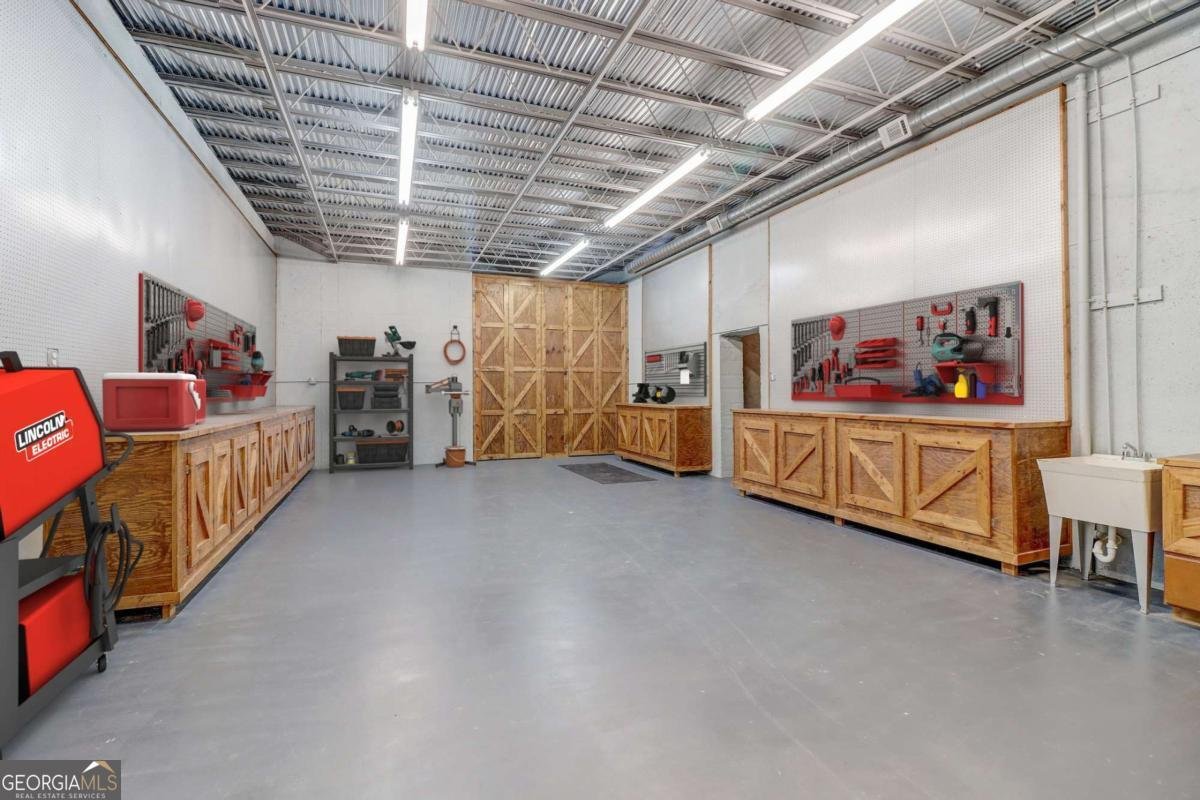 6219 Woodlake Drive Buford - Photo 32