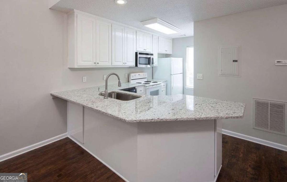 1199 Riverside Terrace Gainesville - Photo 6