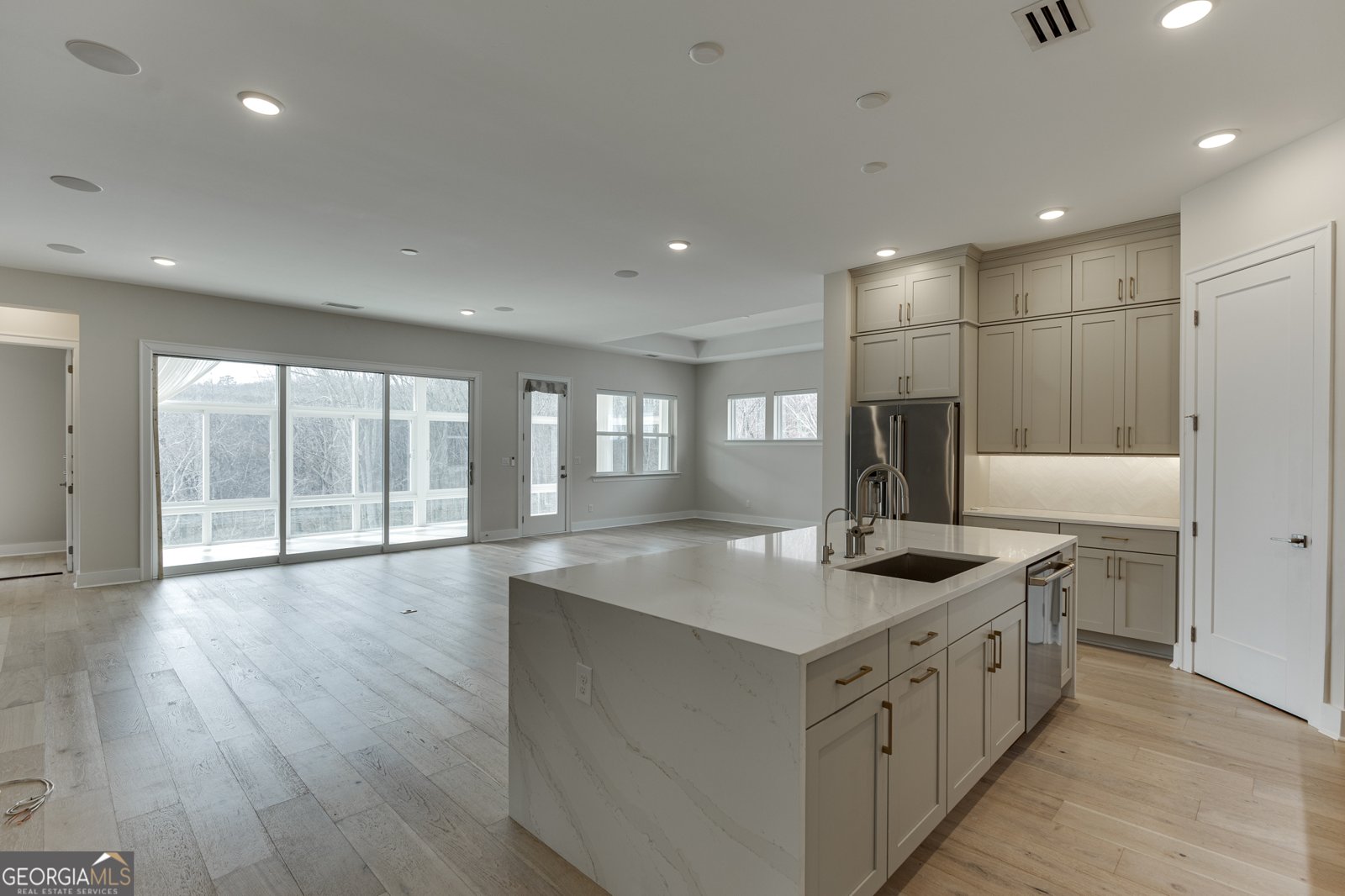 7032 Cottage Grove Drive Flowery Branch - Photo 12