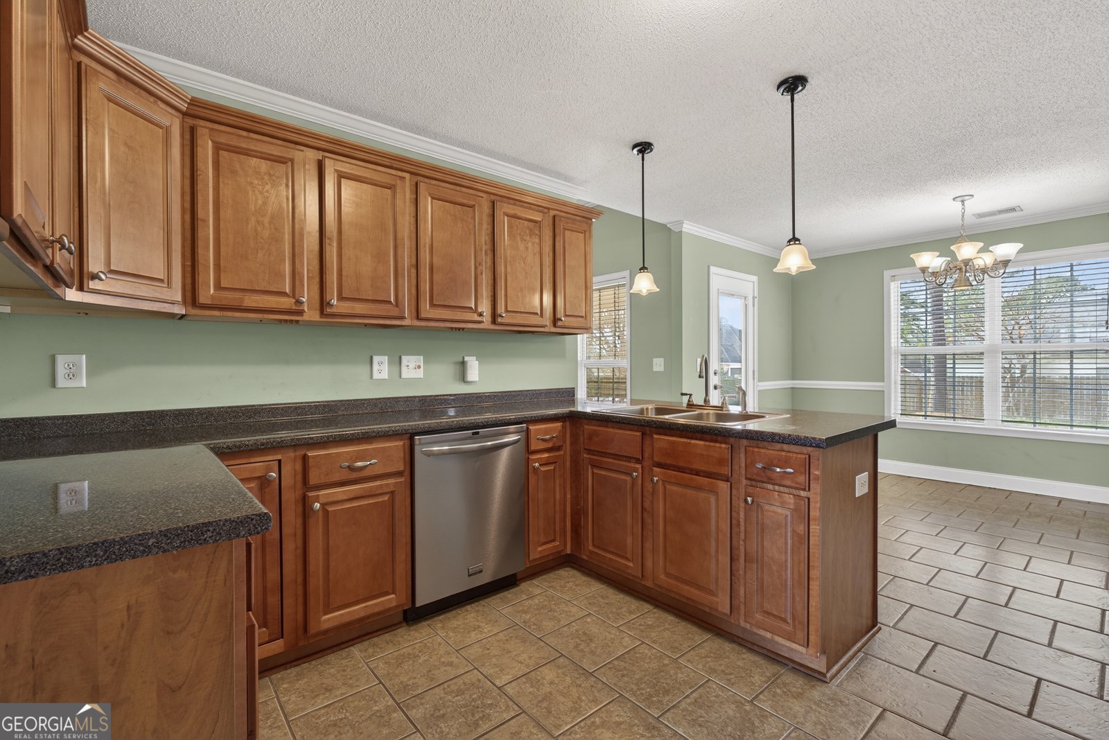 303 Winthrop Court Kathleen - Photo 16