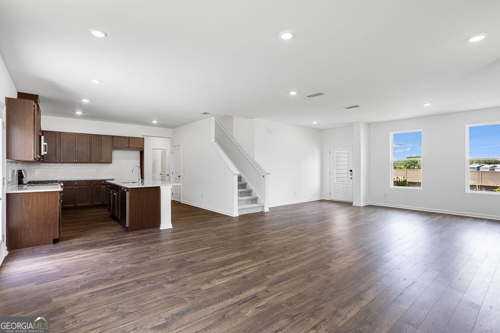 209 Groveton Court Euharlee - Photo 10