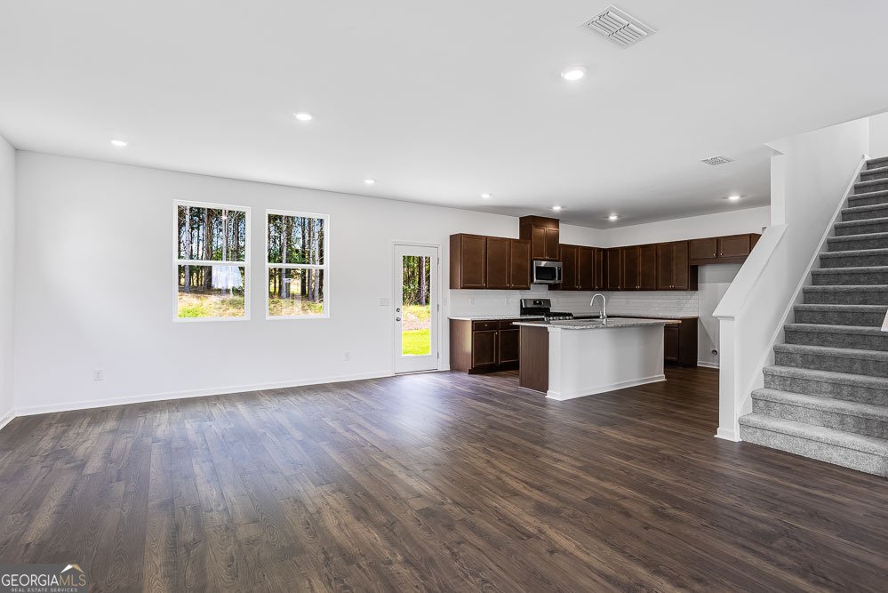 209 Groveton Court Euharlee - Photo 7