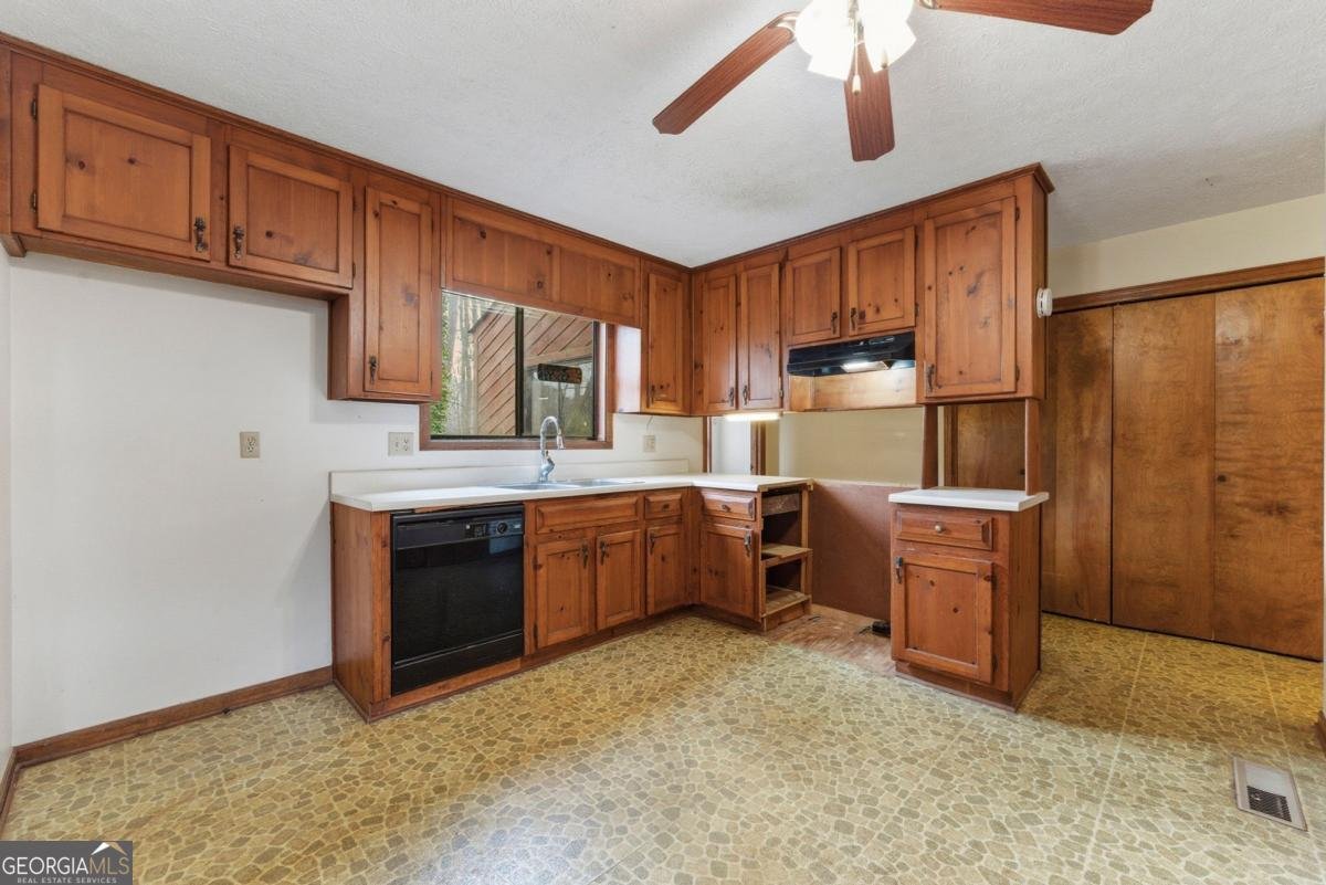 2527 Kingsley Drive Marietta - Photo 10