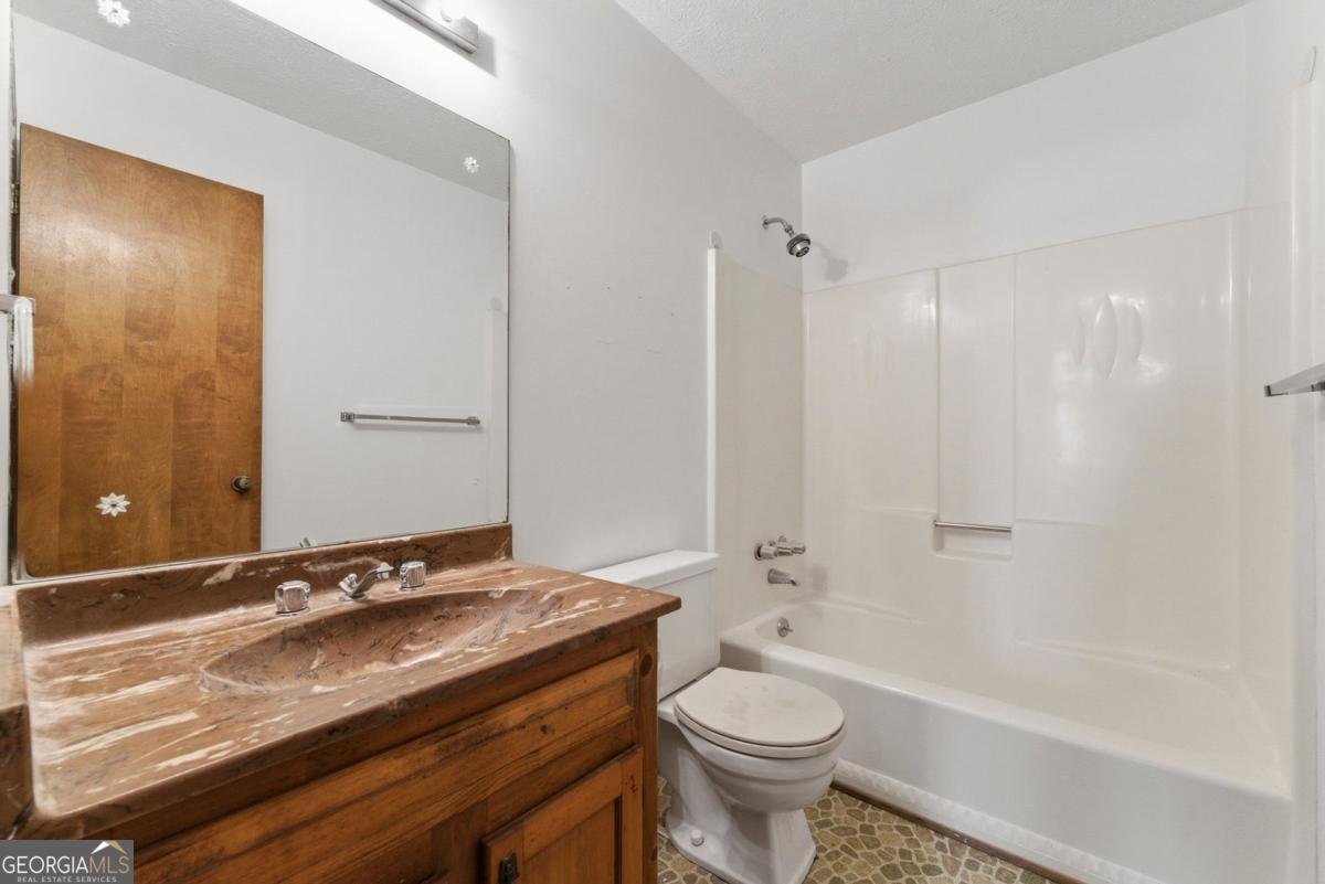 2527 Kingsley Drive Marietta - Photo 12