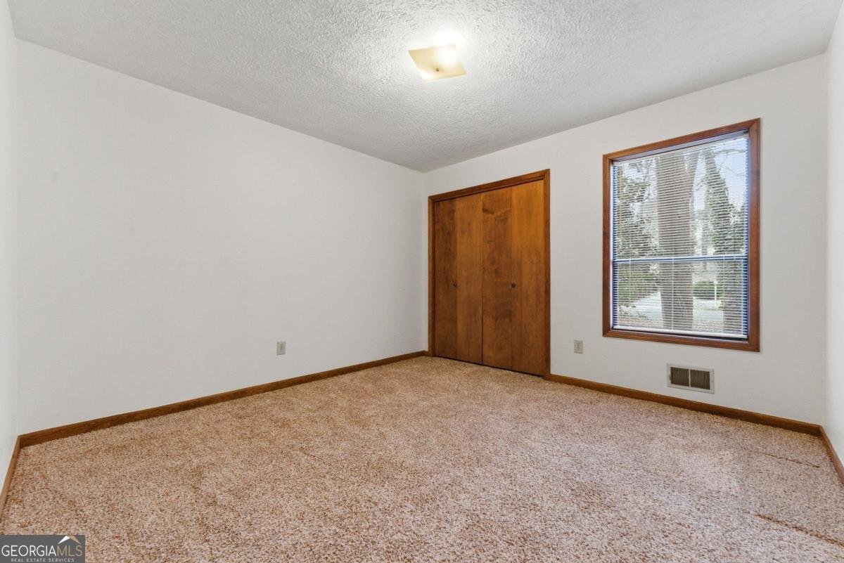 2527 Kingsley Drive Marietta - Photo 13